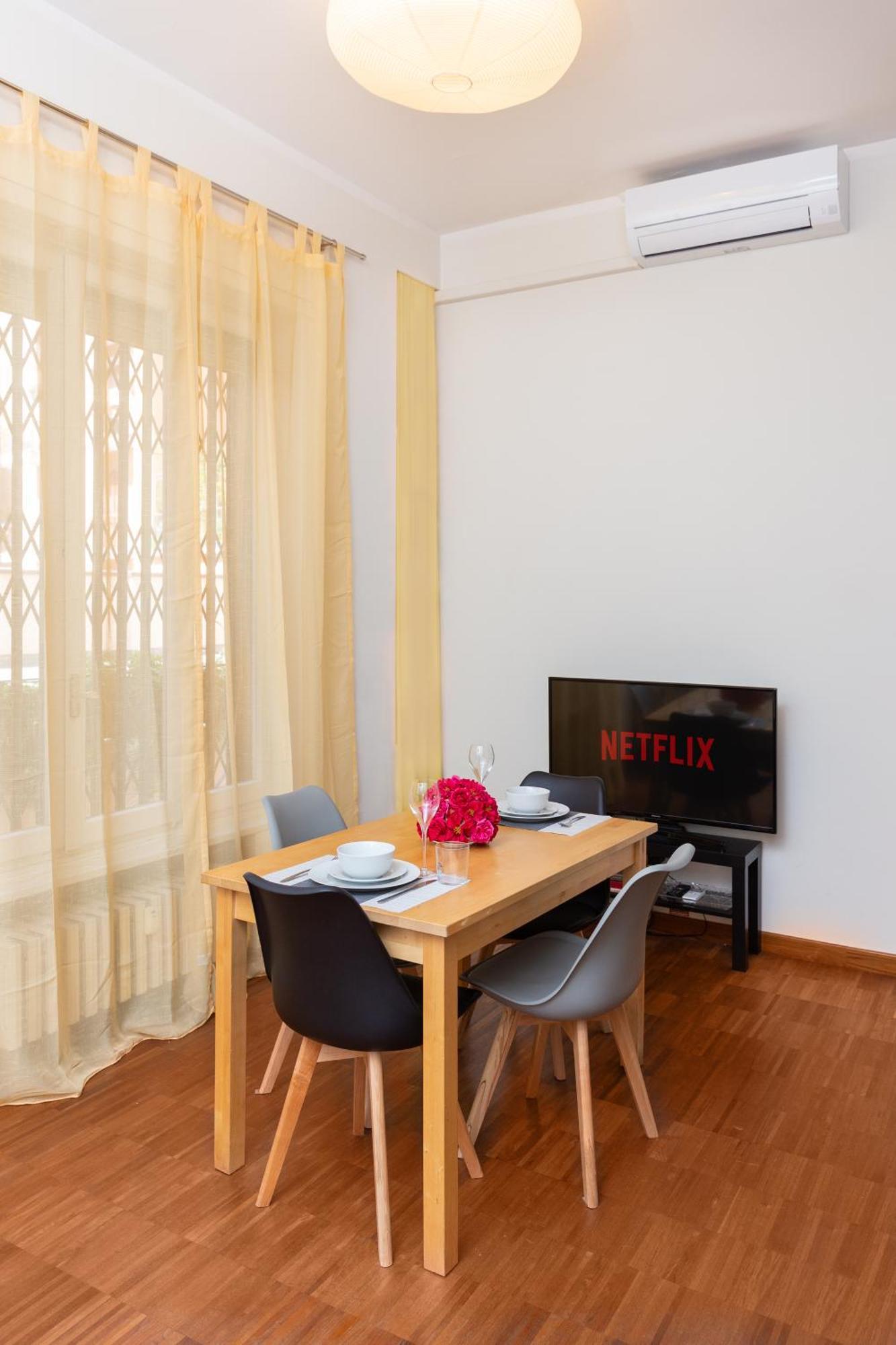 Milan Comfy Flat Molino Apartment Bagian luar foto
